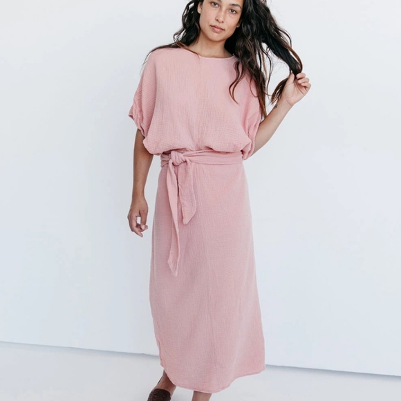 Shop Suunday Dresses & Skirts - Shop Suunday The Dolman dress